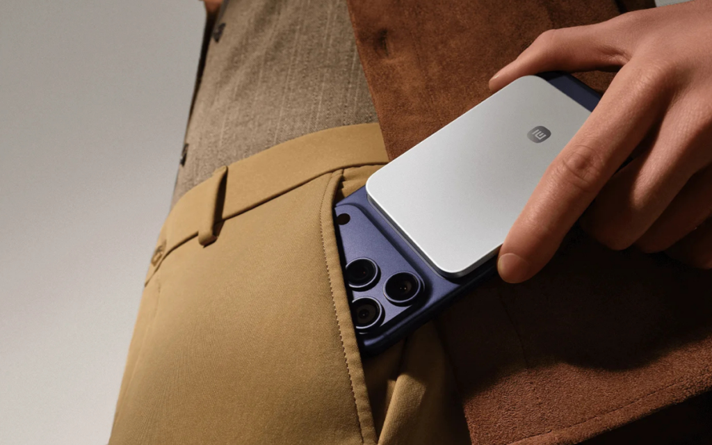 Xiaomi-UltraThin-Magnetic-Power-Bank-5000-15W