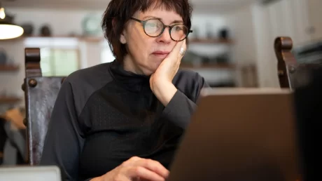 Как по-настоящему распознать изображения, созданные с помощью искусственного интеллекта, с помощью Google