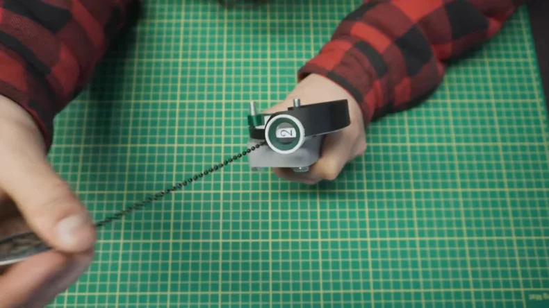 Точный индикатор для старой цепочки: как 3D-печатная насадка устранила угадайку с потолочным вентилятором