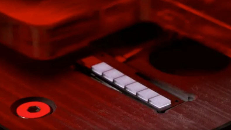 Nothing Phone (4a) оснащен новой панелью символов, работающей на 9 индивидуально управляемых мини-светодиодах