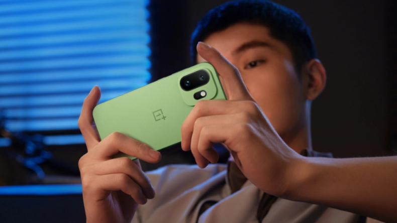 OnePlus 15T выпущен с процессором Snapdragon 8 Elite 5 поколения, AMOLED-дисплеем с частотой 165 Гц и аккумулятором емкостью 7500 мАч