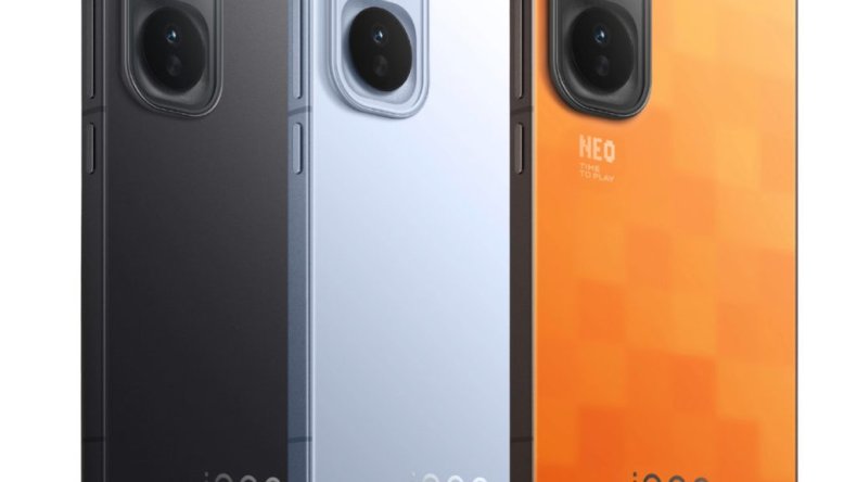 Сообщается, что запуск iQOO Neo 11 запланирован на 2026 год, поскольку компания сосредоточена на более мощных телефонах