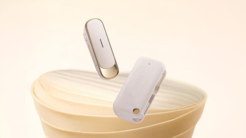 Edifier выпускает беспроводной петличный микрофон MK12 с 15-часовым временем автономной работы и DSP-обработкой