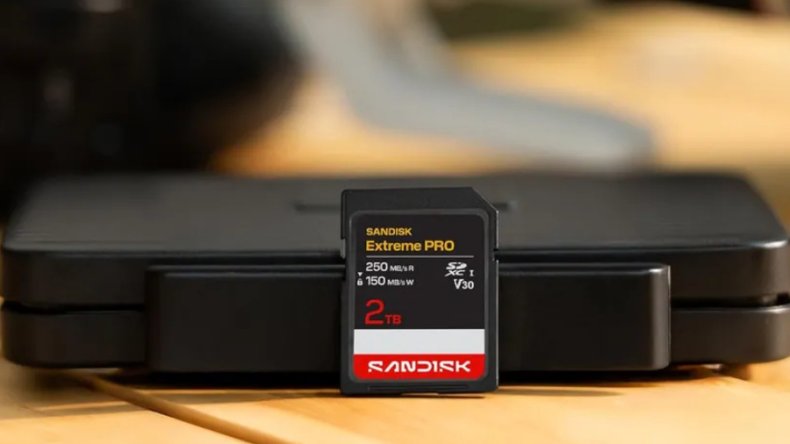 SanDisk выпускает SD-карту UHS-11 емкостью 2 ТБ по ошеломляющей цене в 2000 долларов