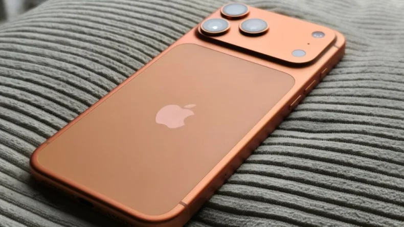 Только iPhone занимают 5 из 10 лучших мест в списке бестселлеров