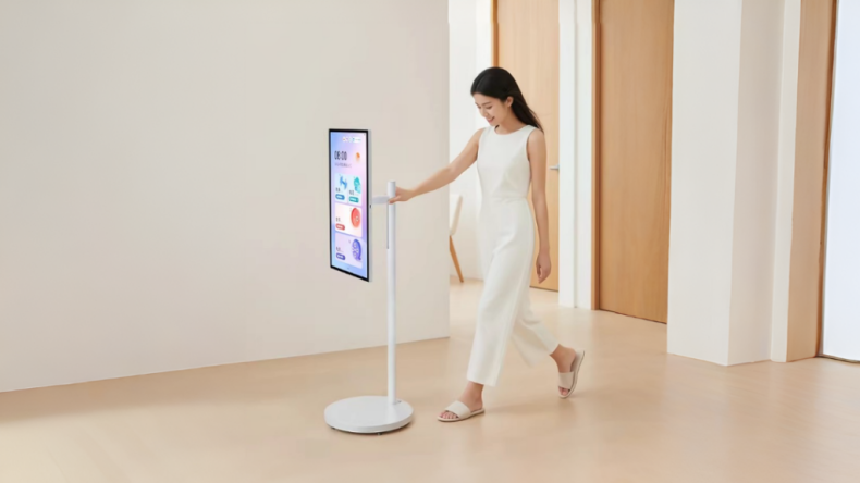 ZTE выпускает многофункциональный смарт-экран 5G с сенсорным экраном, камерой и колесами