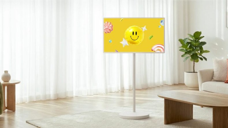 LG выпускает портативный телевизор StandbyME 2 Max с 32-дюймовым UHD-дисплеем и элегантным дизайном
