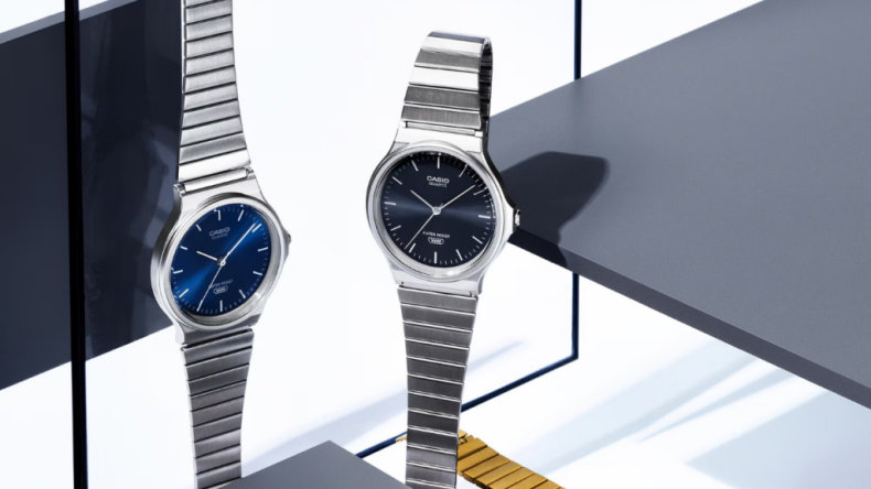 Casio выпустила новые доступные металлические часы с эффектной синей, зелёной и золотой отделкой