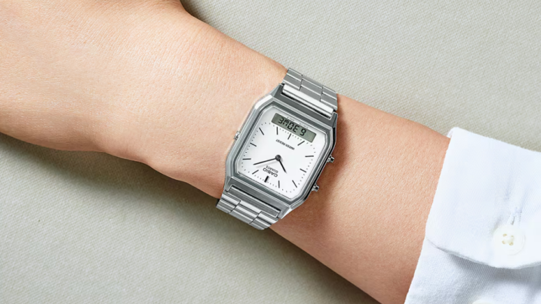 Casio выпустила винтажные часы AQ230A-7DMQY с браслетом из нержавеющей стали в США