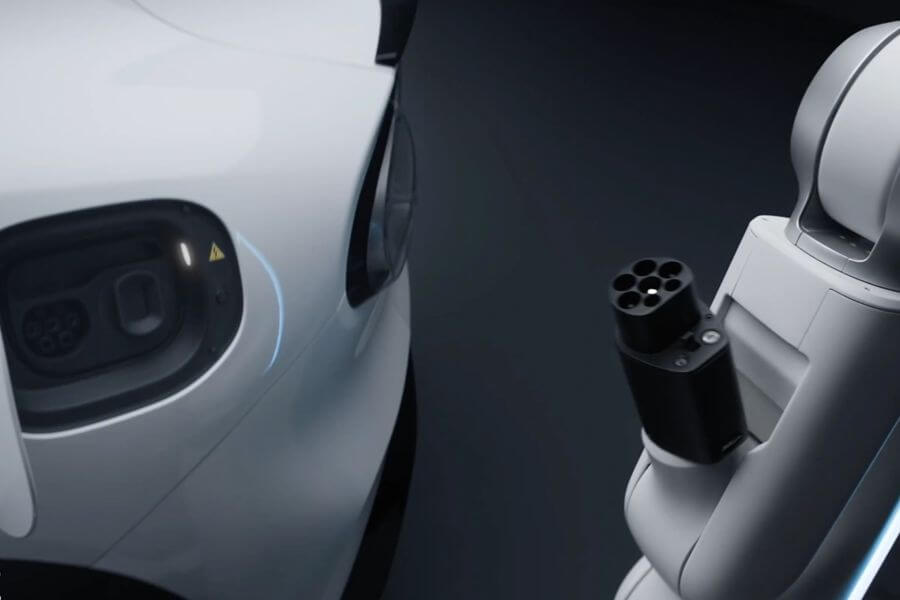 Xiaomi Robotic Arm for charging