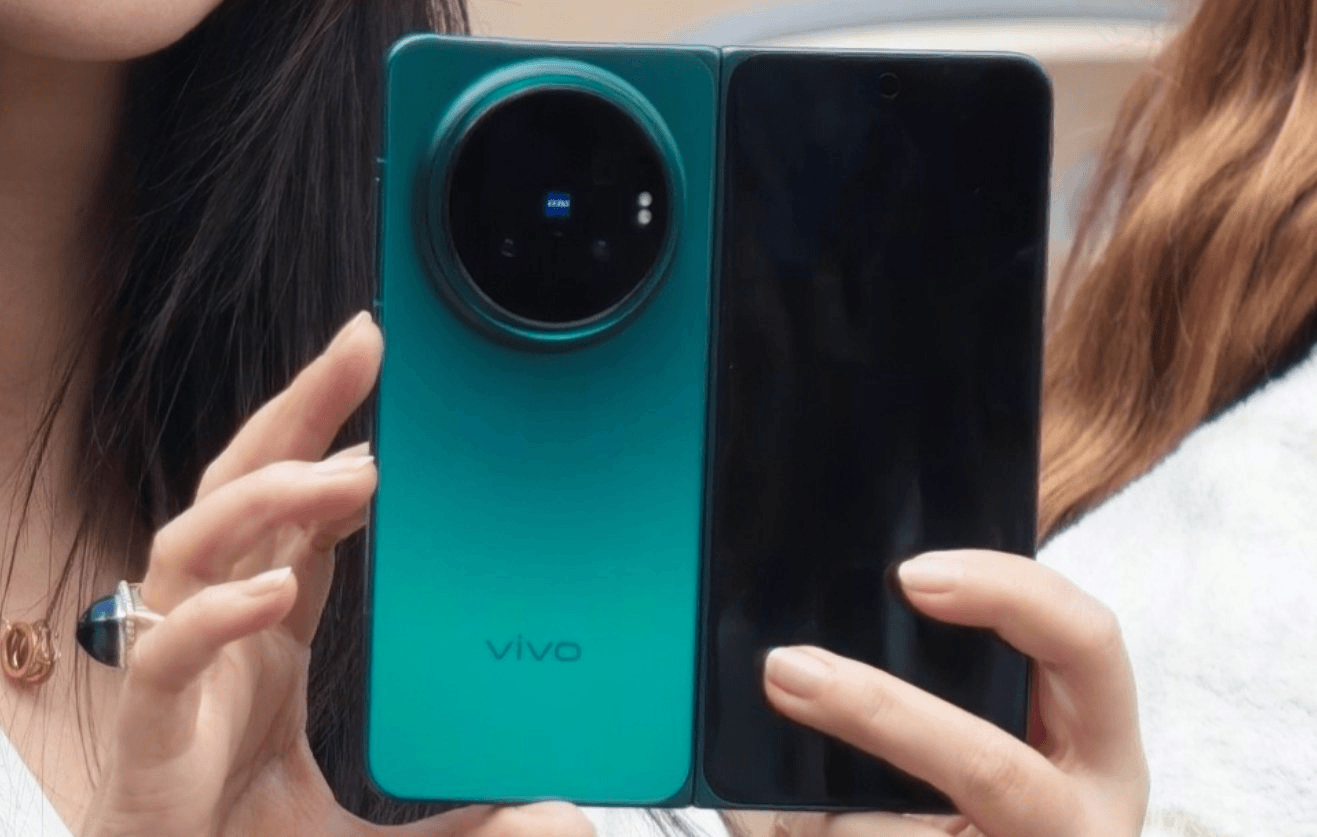 Vivo X Fold 6 images