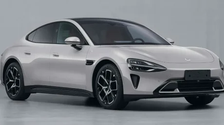 Бензиновые автомобили впервые исчезли из топ-10 розничных продаж в Китае в мае