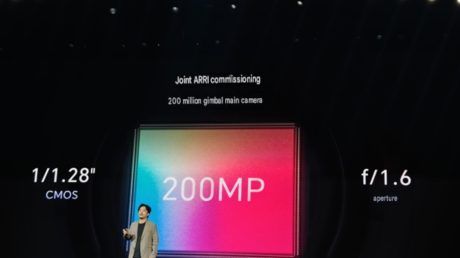 Honor подтвердила характеристики камеры Robot Phone: 200 Мп, новый чип обработки изображений и более 100 патентов