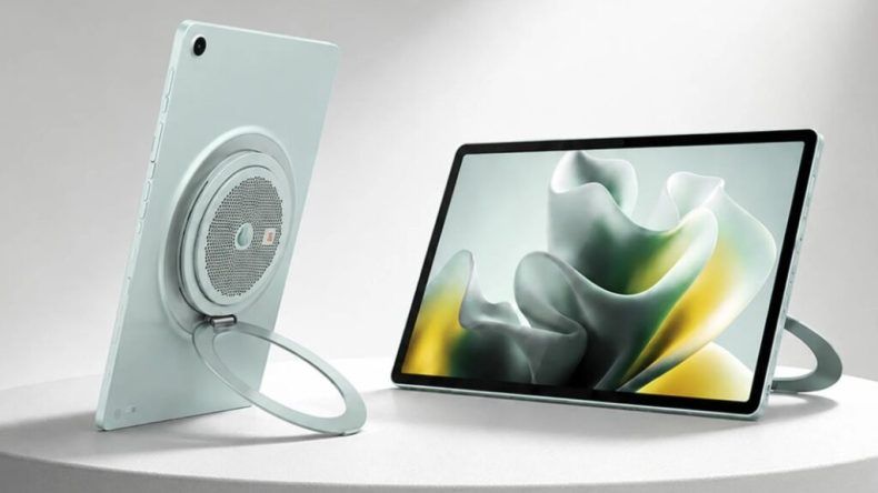 Moto Pad 70 Groove представлен с системой JBL на 9 динамиков и встроенной подставкой
