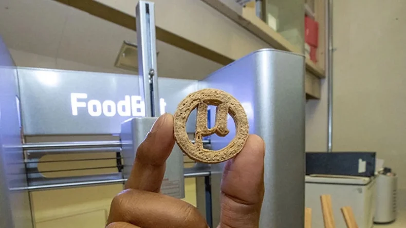 Инженеры напечатали на 3D-принтере съедобное печенье из пластика