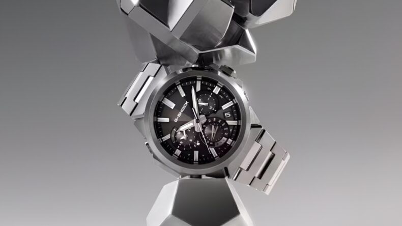 Casio представила три тонкие стальные модели G‑Steel GST‑W1000