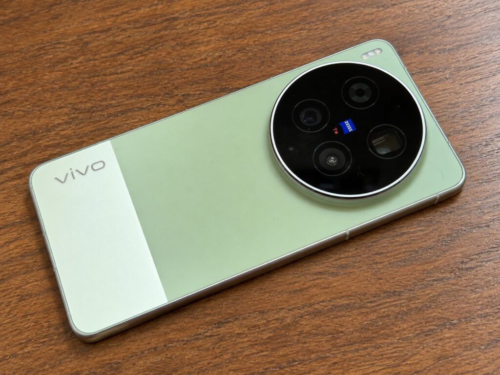 Vivo X500 Ultra: названа предполагаемая дата выхода смартфона