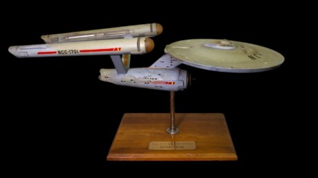 Оригинальный USS Enterprise из «Звёздного пути» отправится в MIT после продажи на eBay
