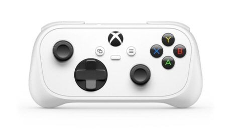 Microsoft представила мини-контроллер Xbox карманного формата