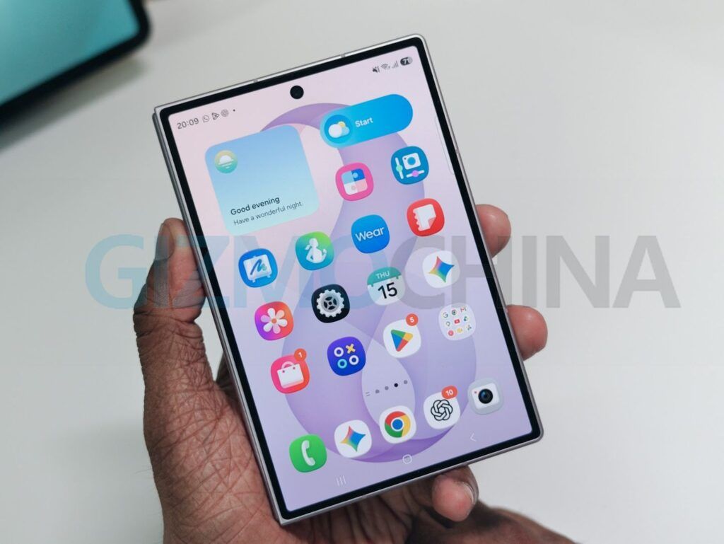 Samsung Galaxy Z Fold 8