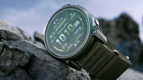 Garmin представила Enduro 4: до 90 дней работы и солнечная зарядка